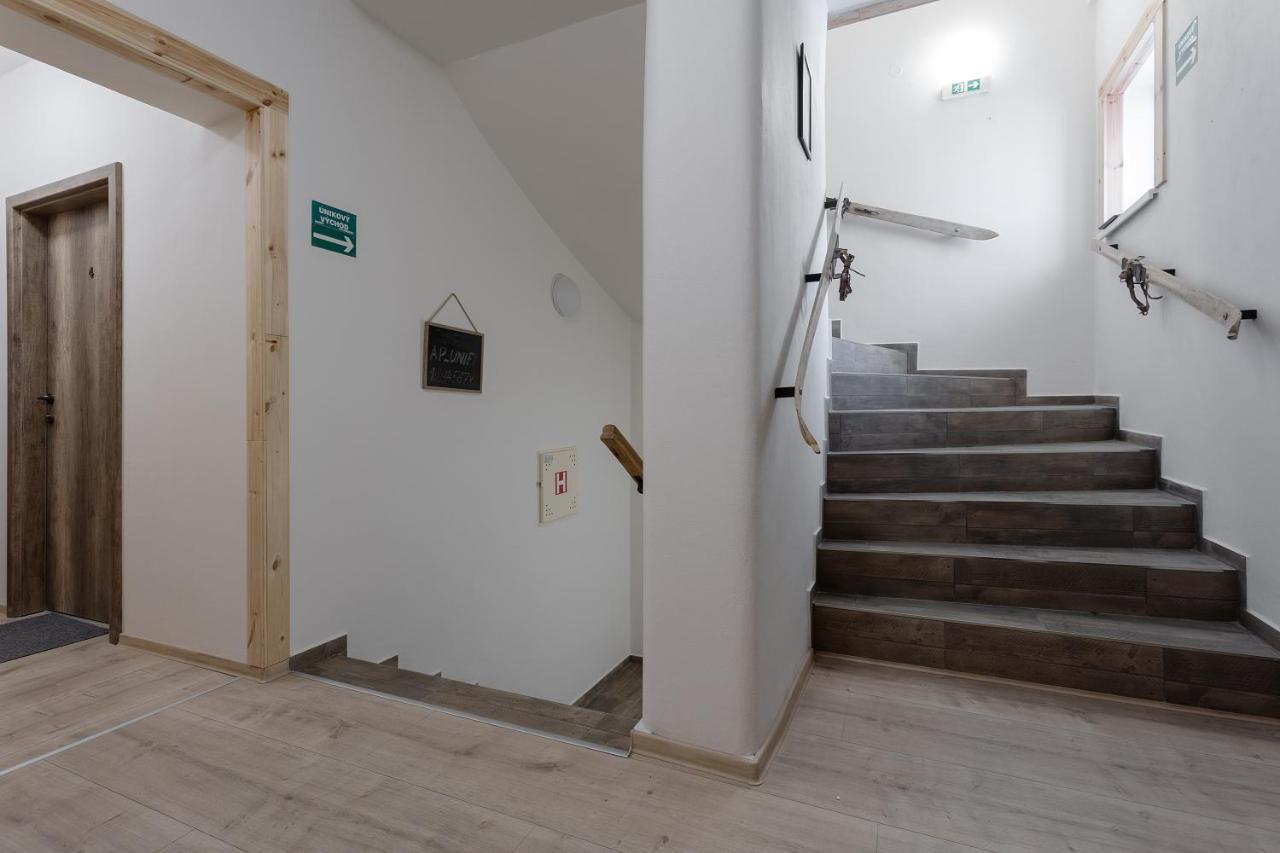 Vlevo Dole Koko Apartment By Sprava Ubytka Rokytnice nad Jizerou Exteriér fotografie